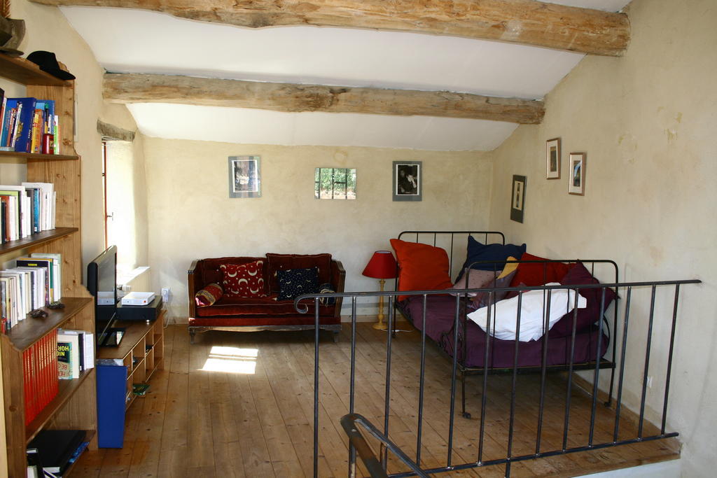 La Salamandre Bleue Villa Chantemerle-lès-Grignan Rum bild