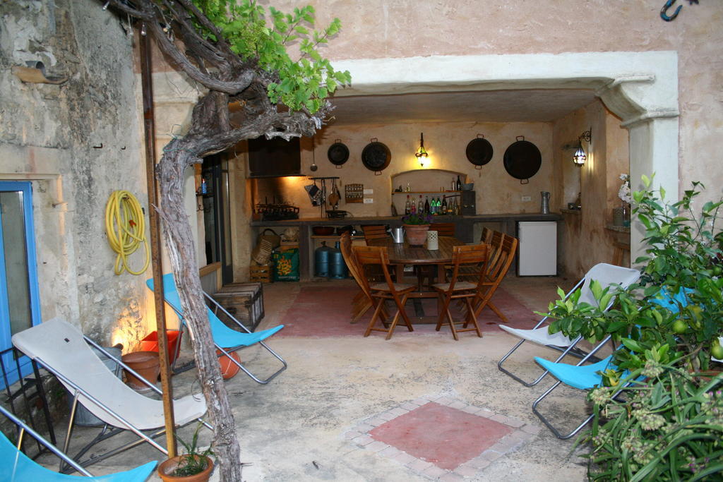 La Salamandre Bleue Villa Chantemerle-lès-Grignan Exteriör bild